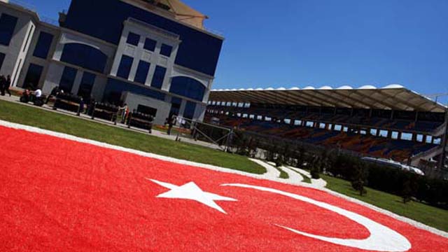 Photo of Ecclestone’dan F1 Türkiye’ye Yeşil Işık