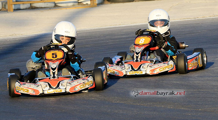 Photo of Sezonun ilk karting yarışına miniklerin ilgisi büyük