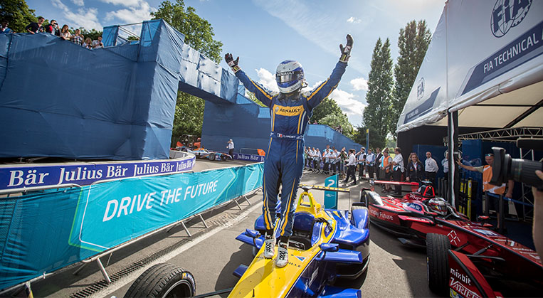 Photo of Formula E’de Şampiyon Buemi