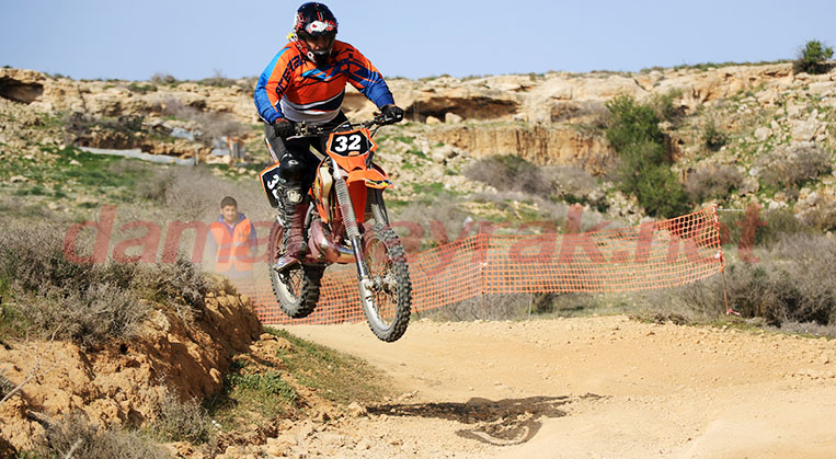 Photo of Motocross’a yağmur engeli